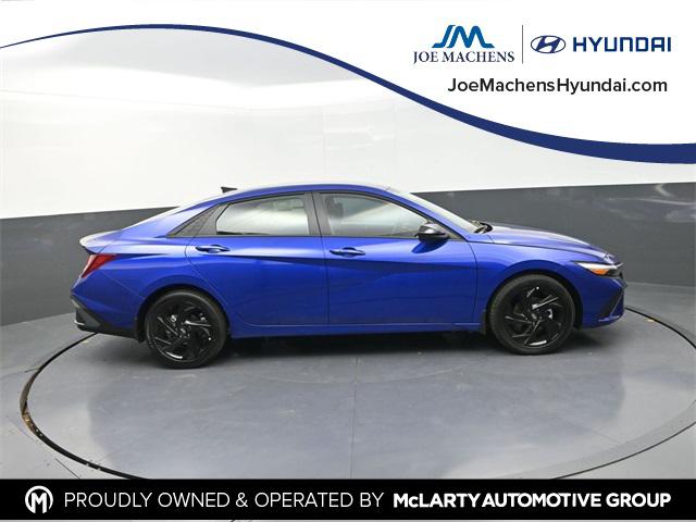 2026 Hyundai Elantra SEL's photo