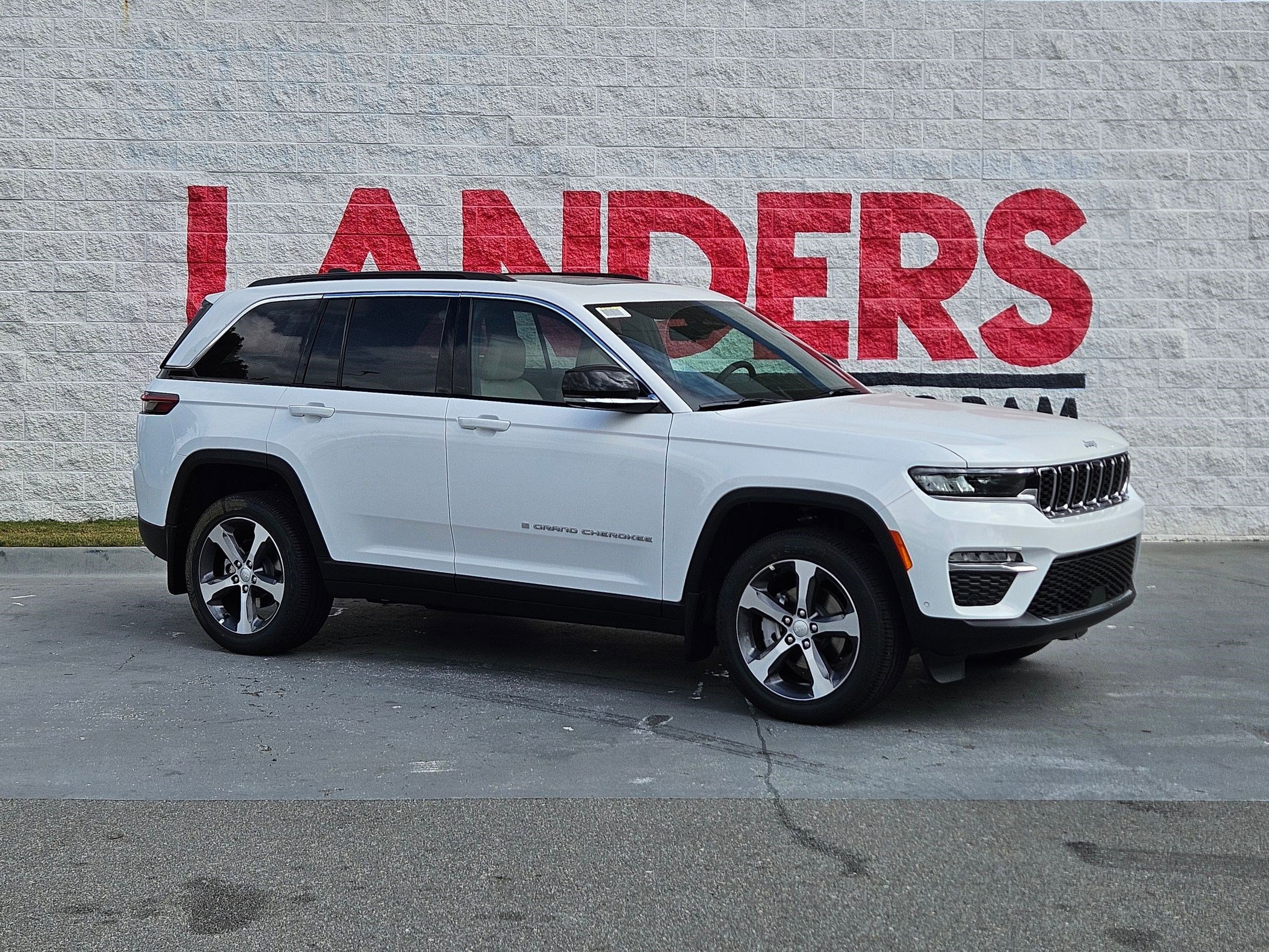 2025 Jeep Grand Cherokee Limited's photo