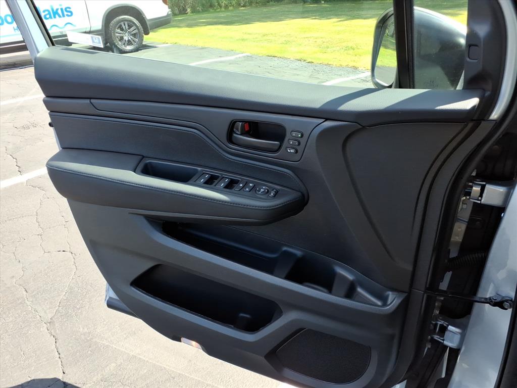 2026 Honda Odyssey EX-L photo 11