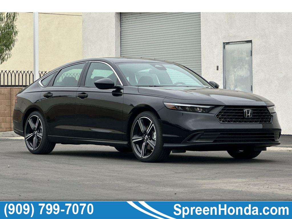 2025 Honda Accord Sport's photo