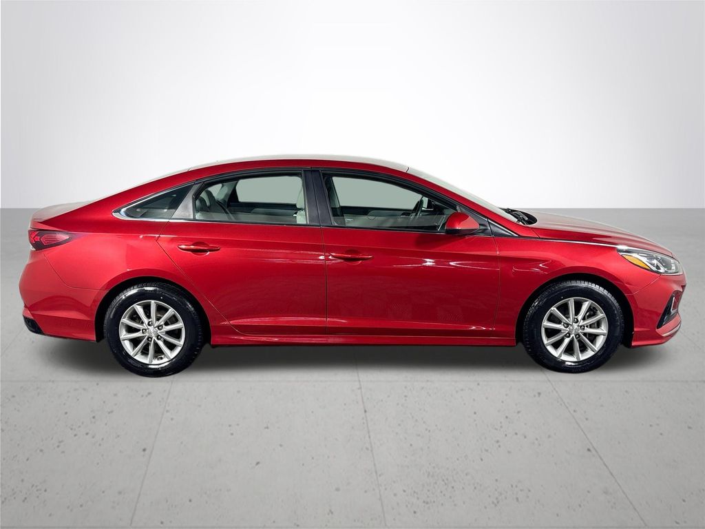 2018 Hyundai Sonata SE photo 5