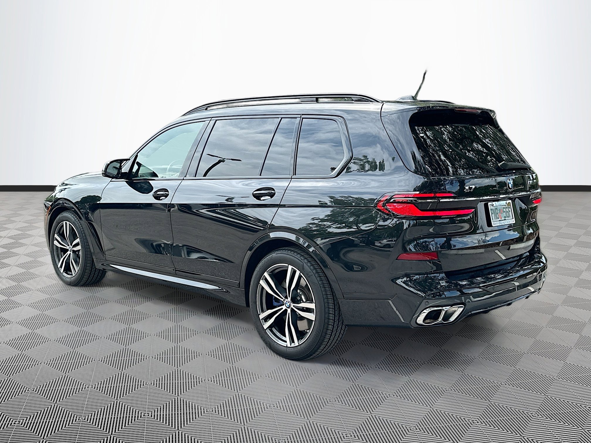 2025 Bmw X7 M60i photo 5
