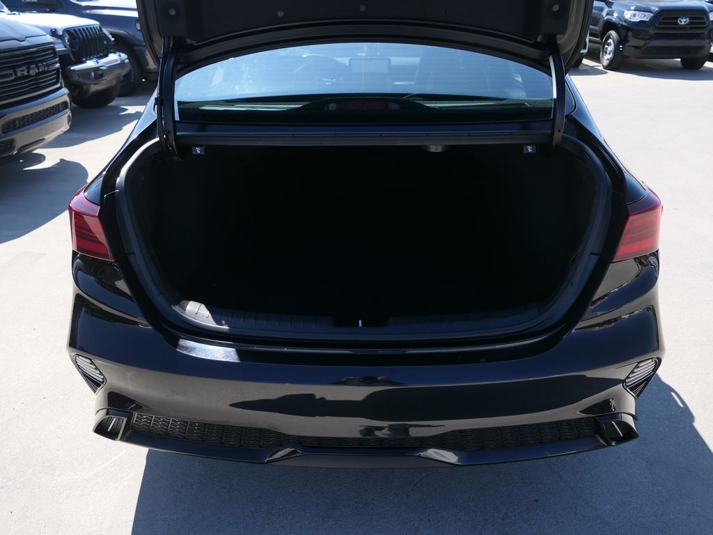 2023 Kia Forte GT-Line photo 20