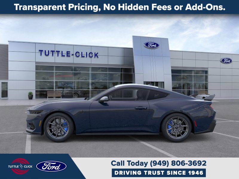 2025 Ford Mustang Dark Horse photo 2
