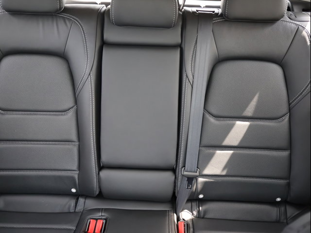 2025 Mazda CX-5 2.5 S Preferred photo 11