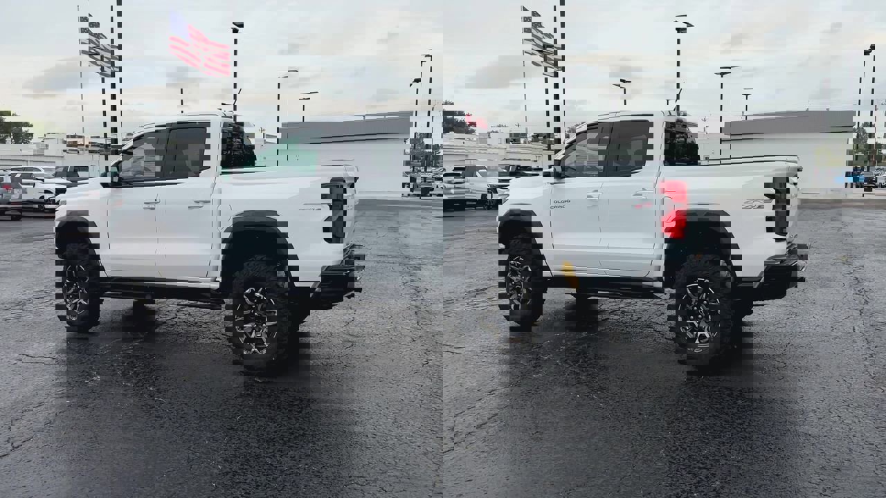 2024 Chevrolet Colorado ZR2 photo 6