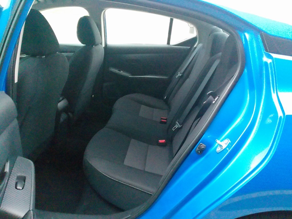 2024 Nissan Sentra SV photo 18
