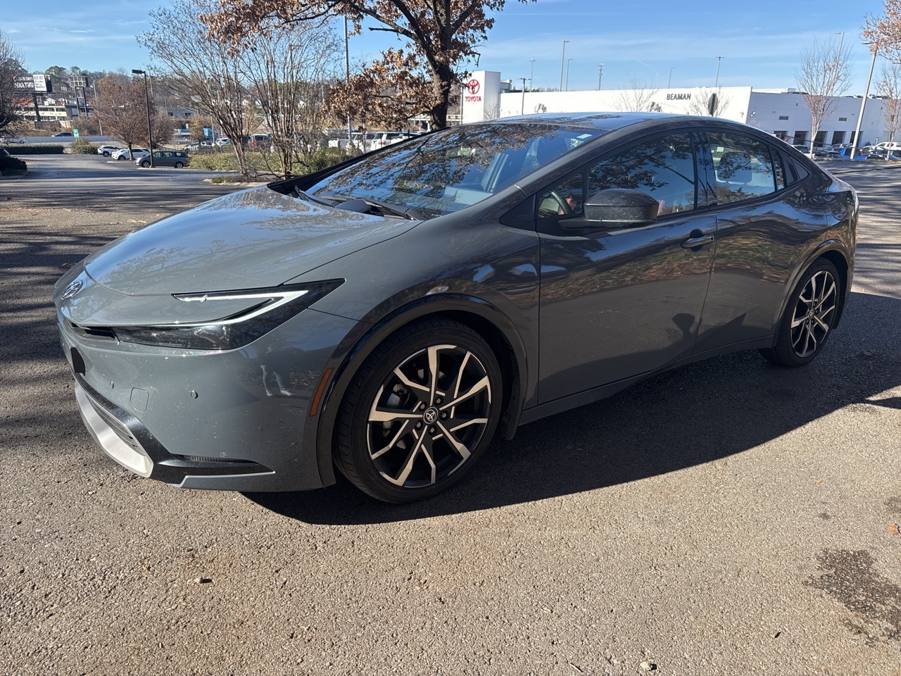 2023 Toyota Prius Prime XSE's photo