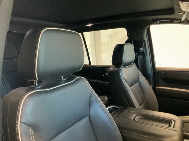 2023 Gmc Yukon SLT photo 31