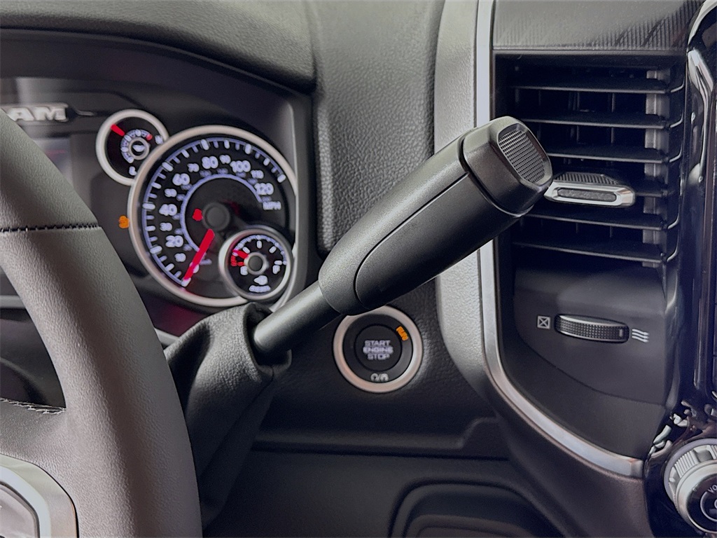 2025 Ram 2500 Big Horn photo 20