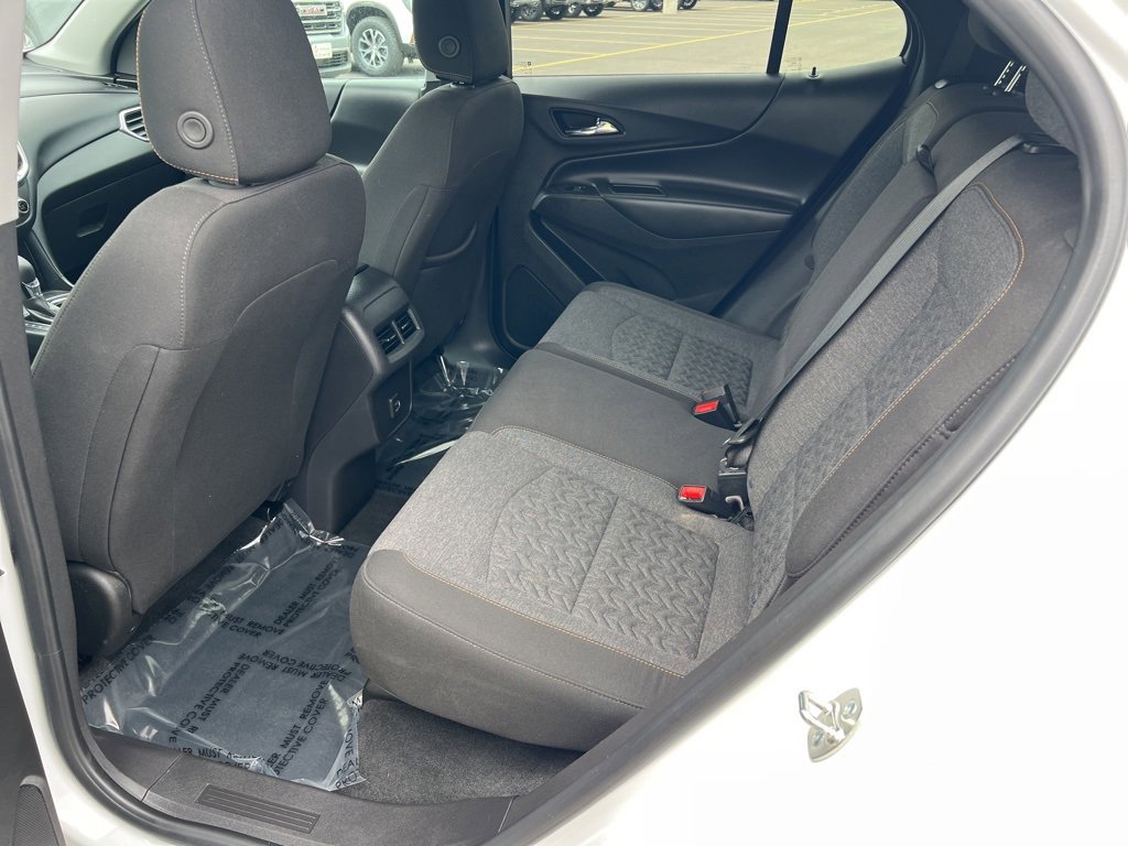 2024 Chevrolet Equinox LT photo 9