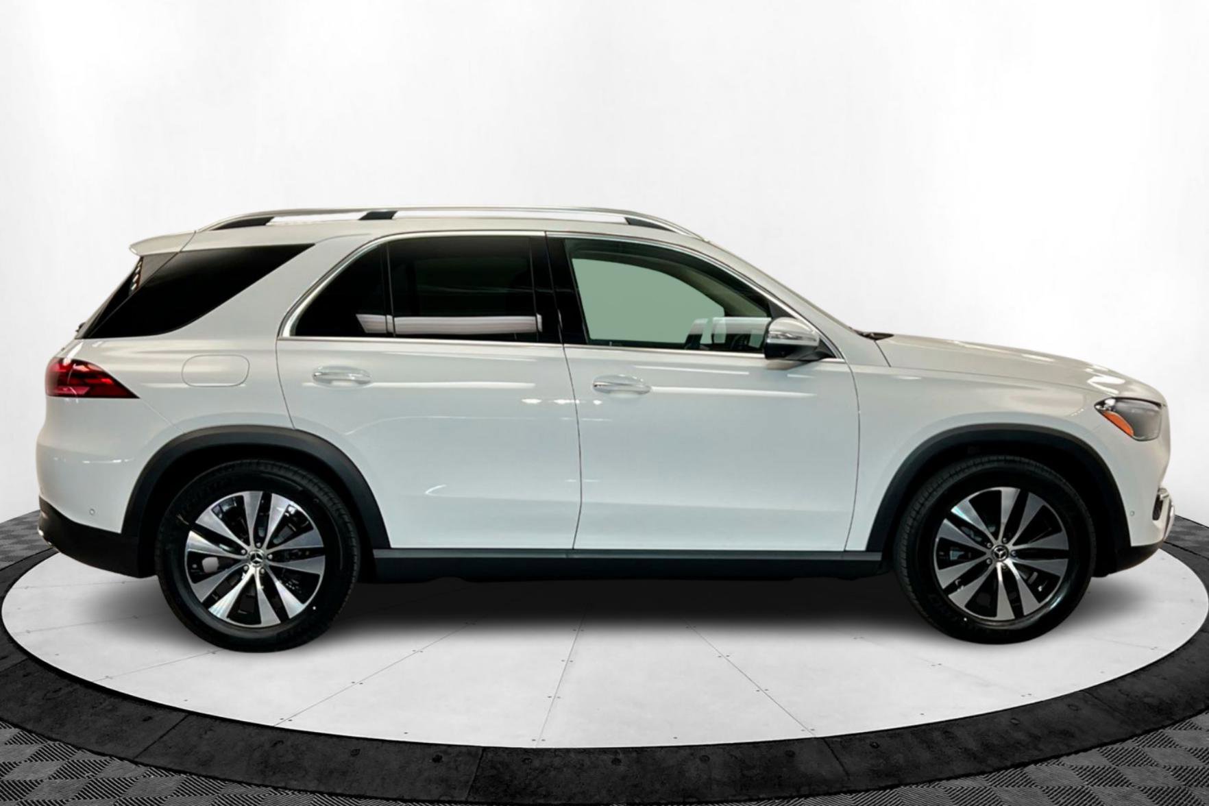 2025 Mercedes Benz GLE 350 4MATIC photo 6