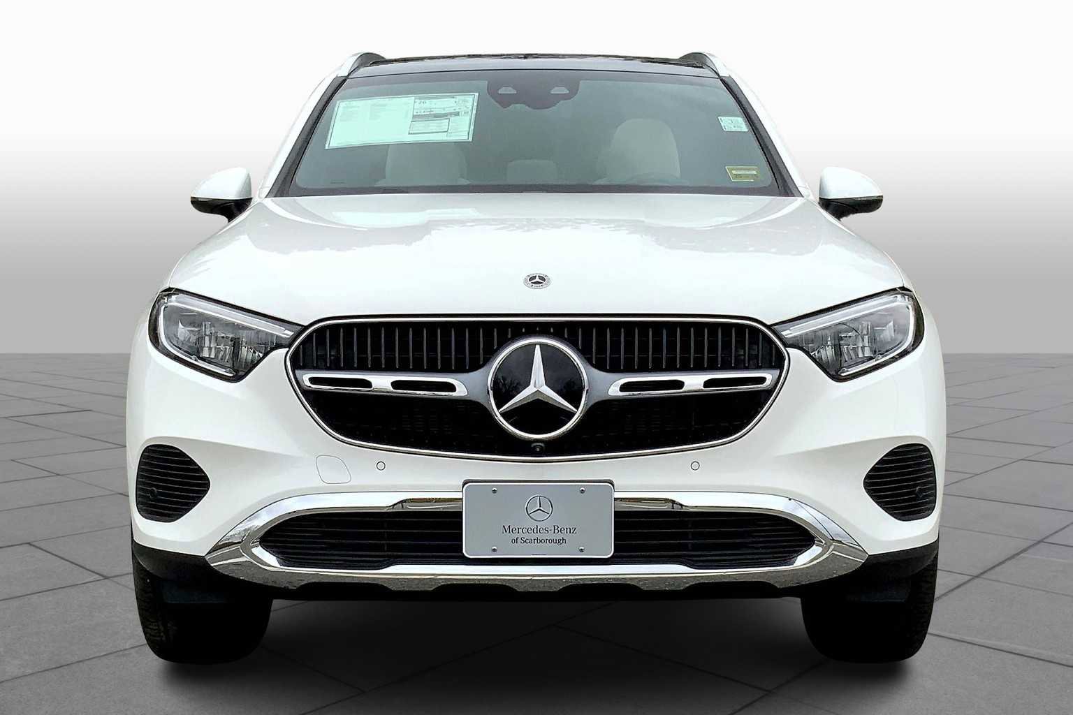 2025 Mercedes Benz GLC 300 4MATIC photo 3