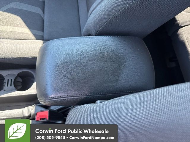 2014 Ford Transit Connect XLT photo 22