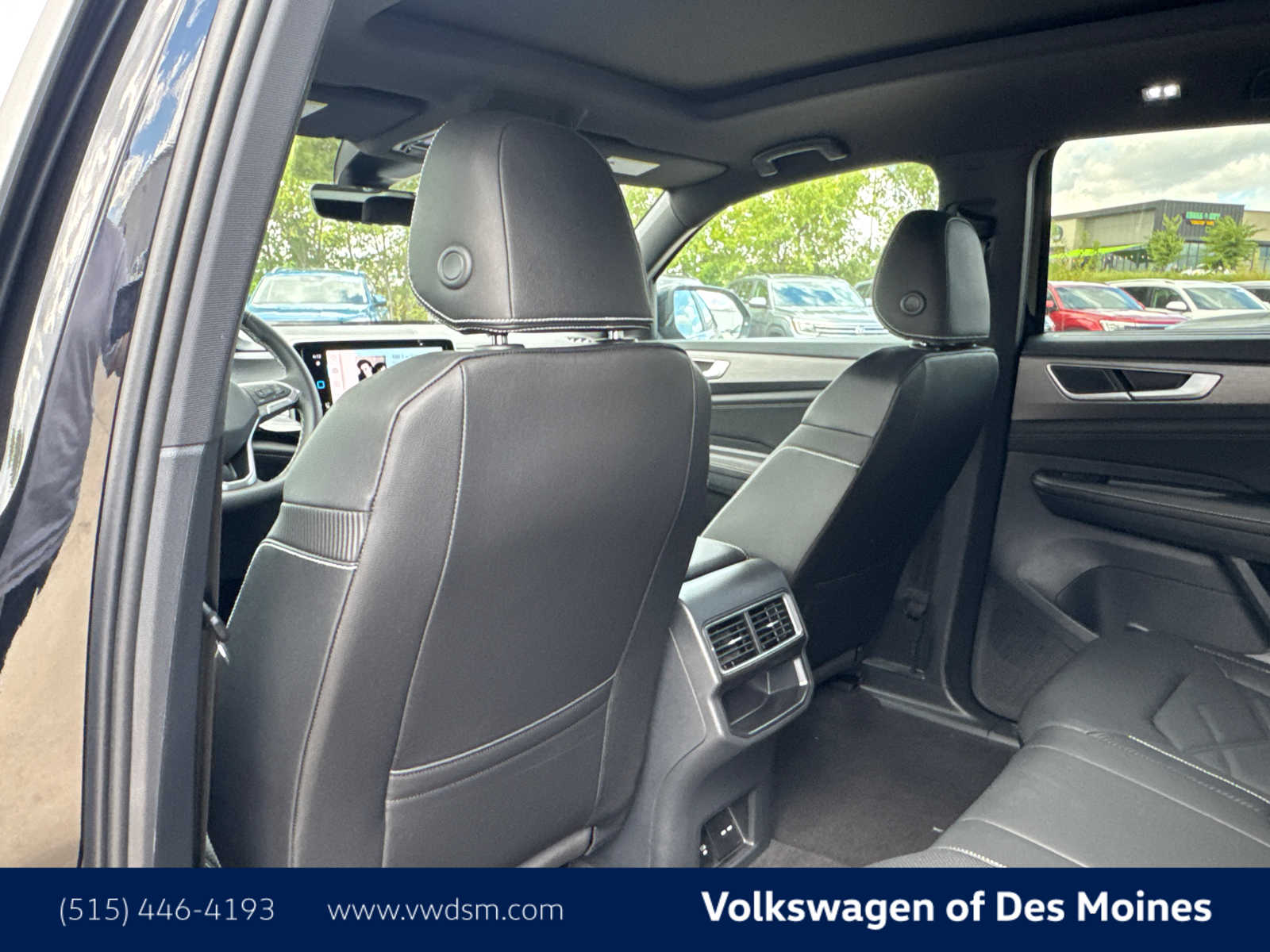2026 Volkswagen Atlas Cross Sport SE Technology photo 12