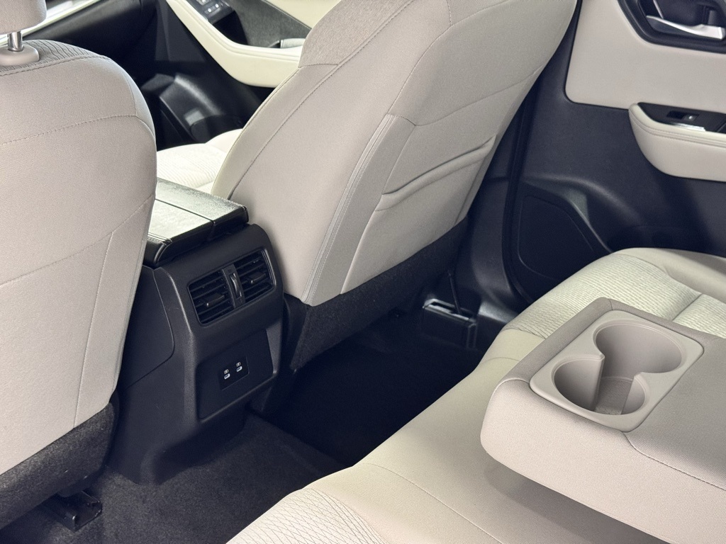 2025 Nissan Rogue SV AWD photo 21