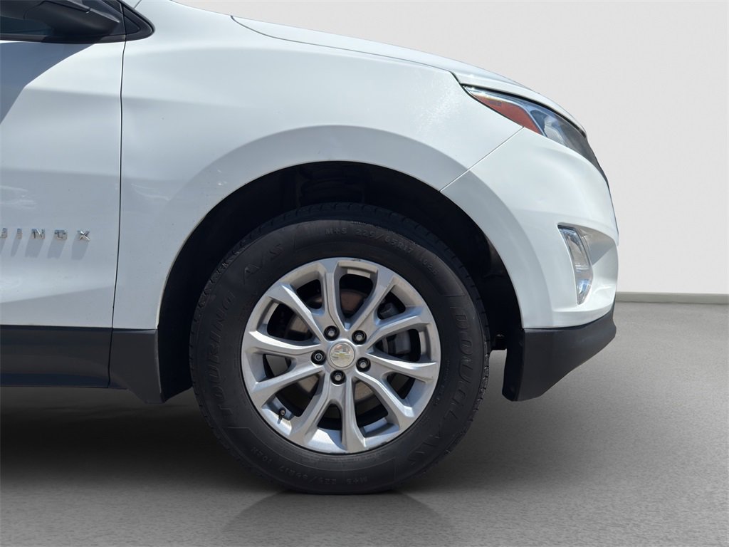 Used 2019 Chevrolet Equinox LS with VIN 3GNAXHEV6KS617487 for sale in Kansas City