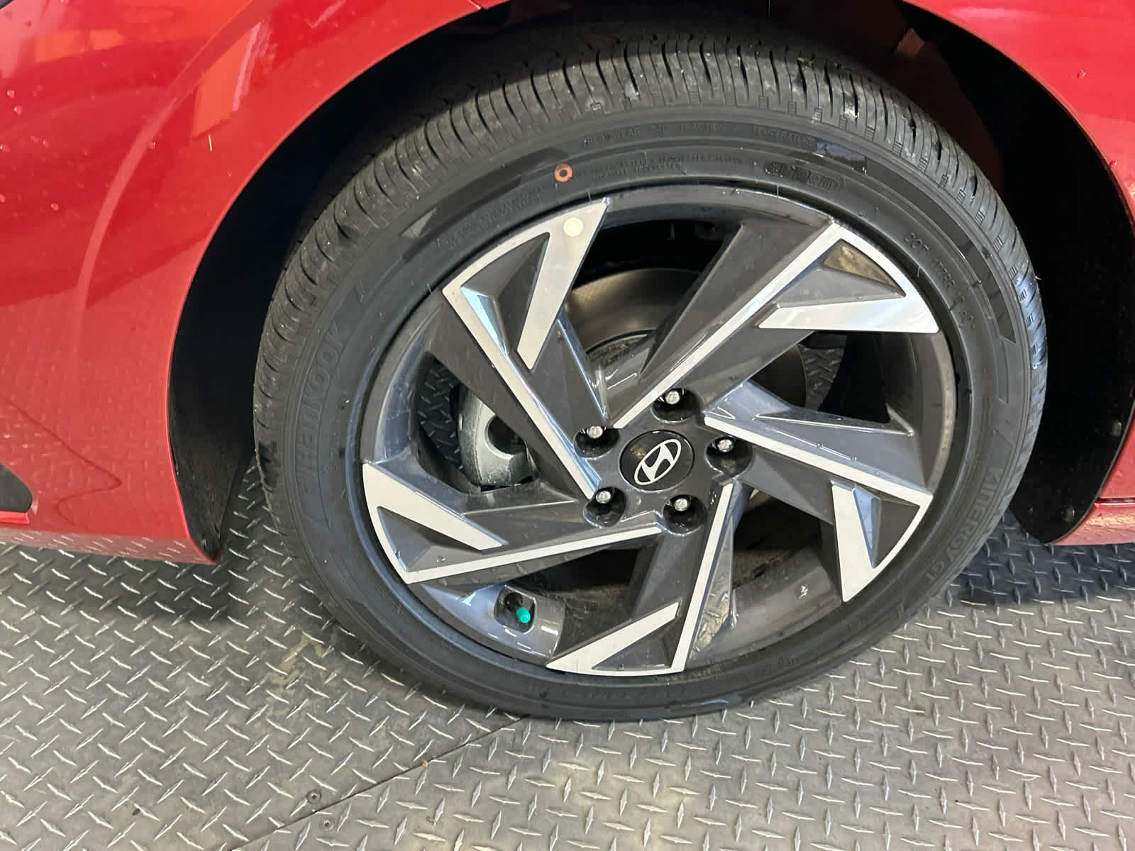 2025 Hyundai Elantra Hybrid Limited photo 24