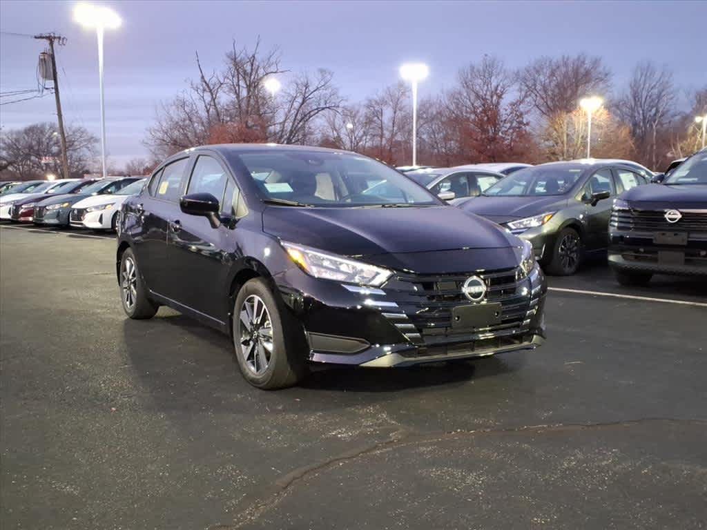 2025 Nissan Versa SV photo 2