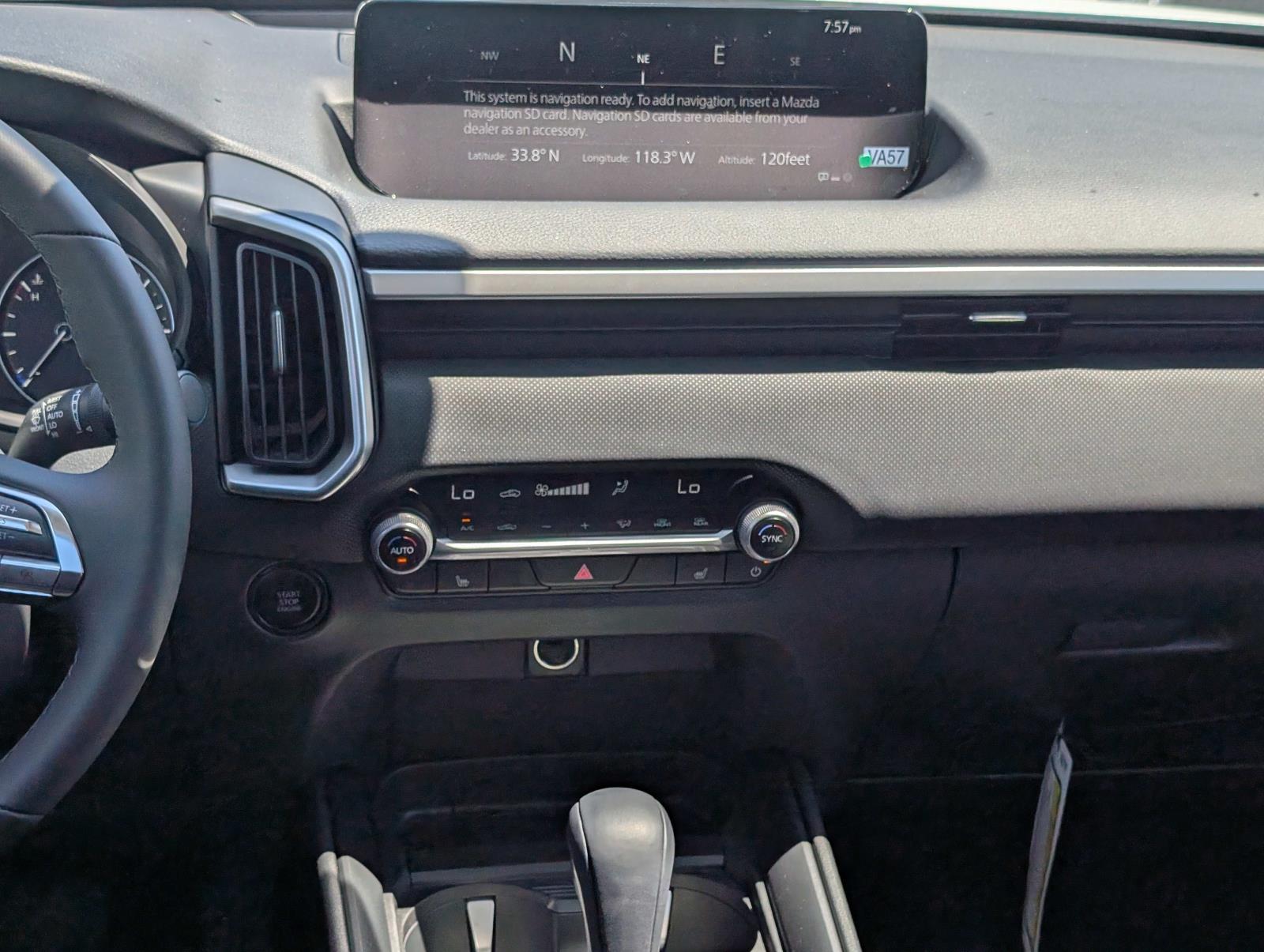 2025 Mazda CX-50 2.5 S Preferred photo 6
