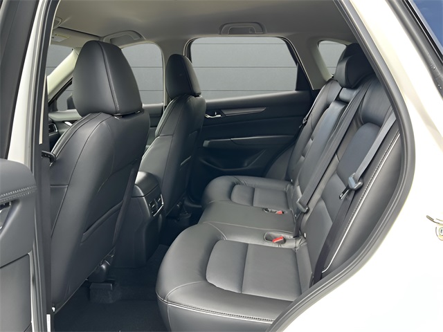 2025 Mazda CX-5 2.5 Select photo 22