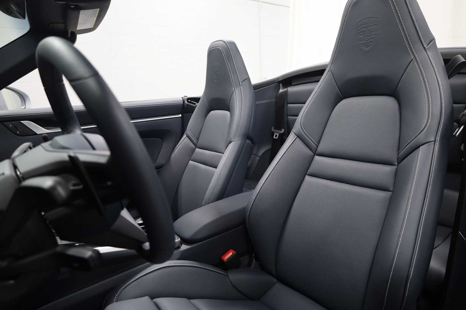 2025 Porsche 911 S photo 6