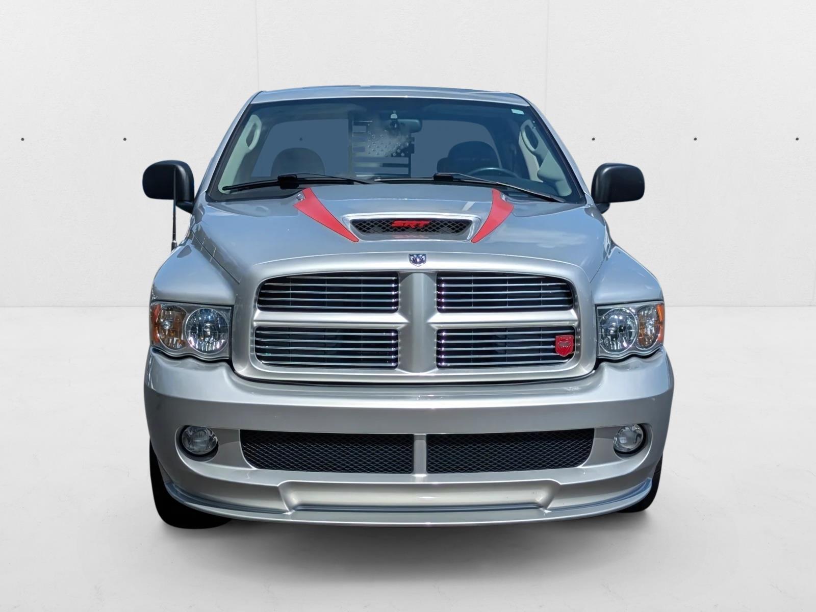 2005 Dodge Ram photo 2