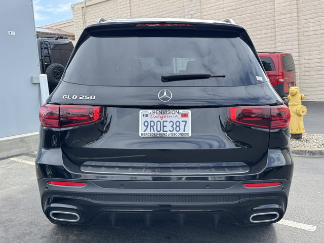 2024 Mercedes Benz GLB 250 AMG photo 3