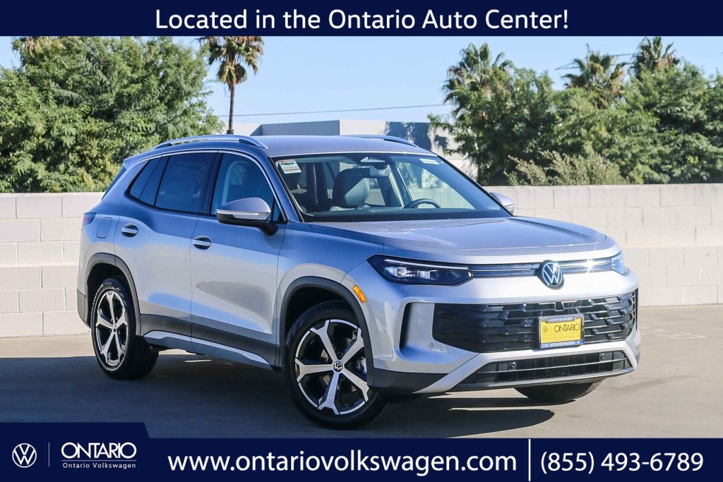 2026 Volkswagen Tiguan SE's photo