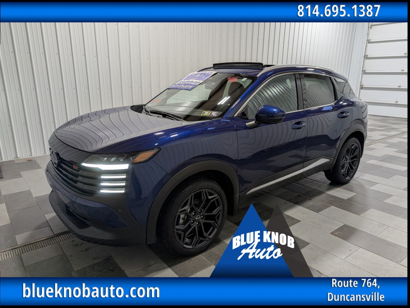 2025 Nissan Kicks SR AWD's photo