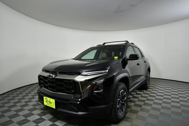 2026 Chevrolet Equinox ACTIV photo 2