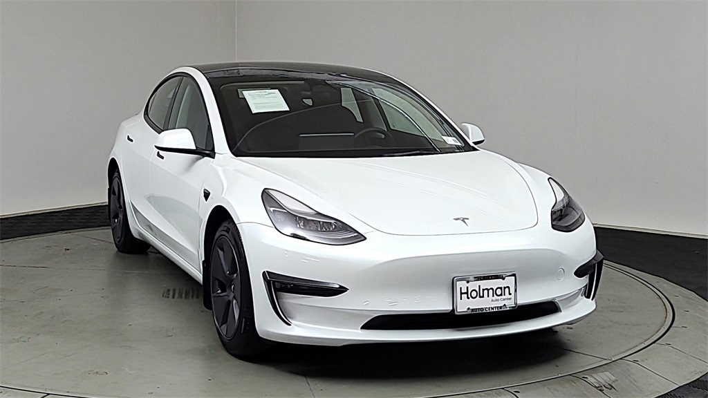 2023 Tesla Model 3 photo 2