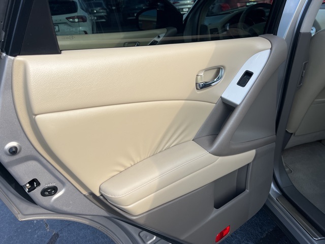 2009 Nissan Murano SL photo 12