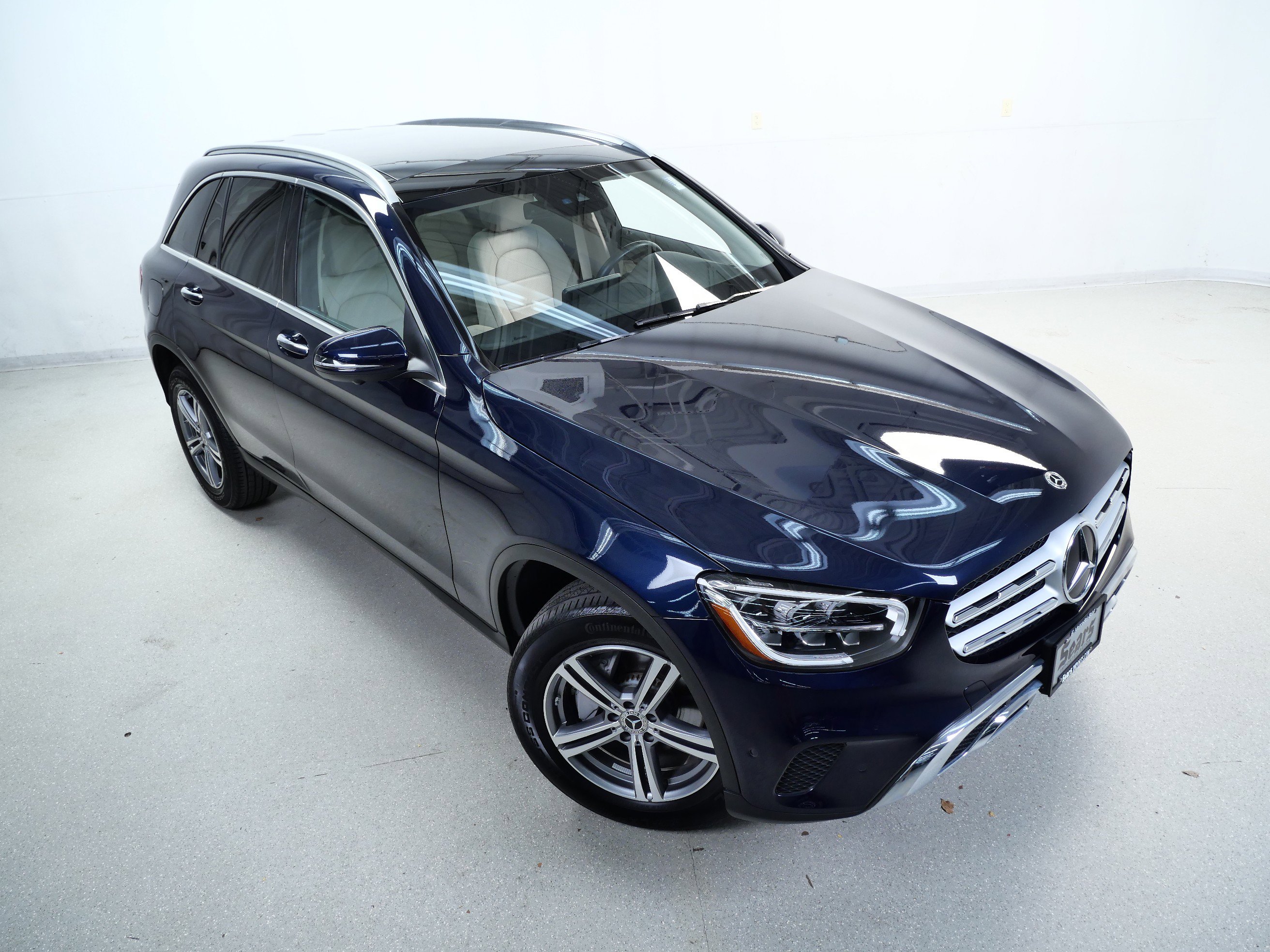 2022 Mercedes Benz GLC 300 4MATIC photo 3