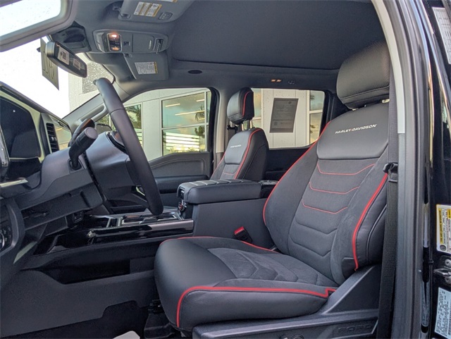 2026 Ford F-250 Lariat photo 3