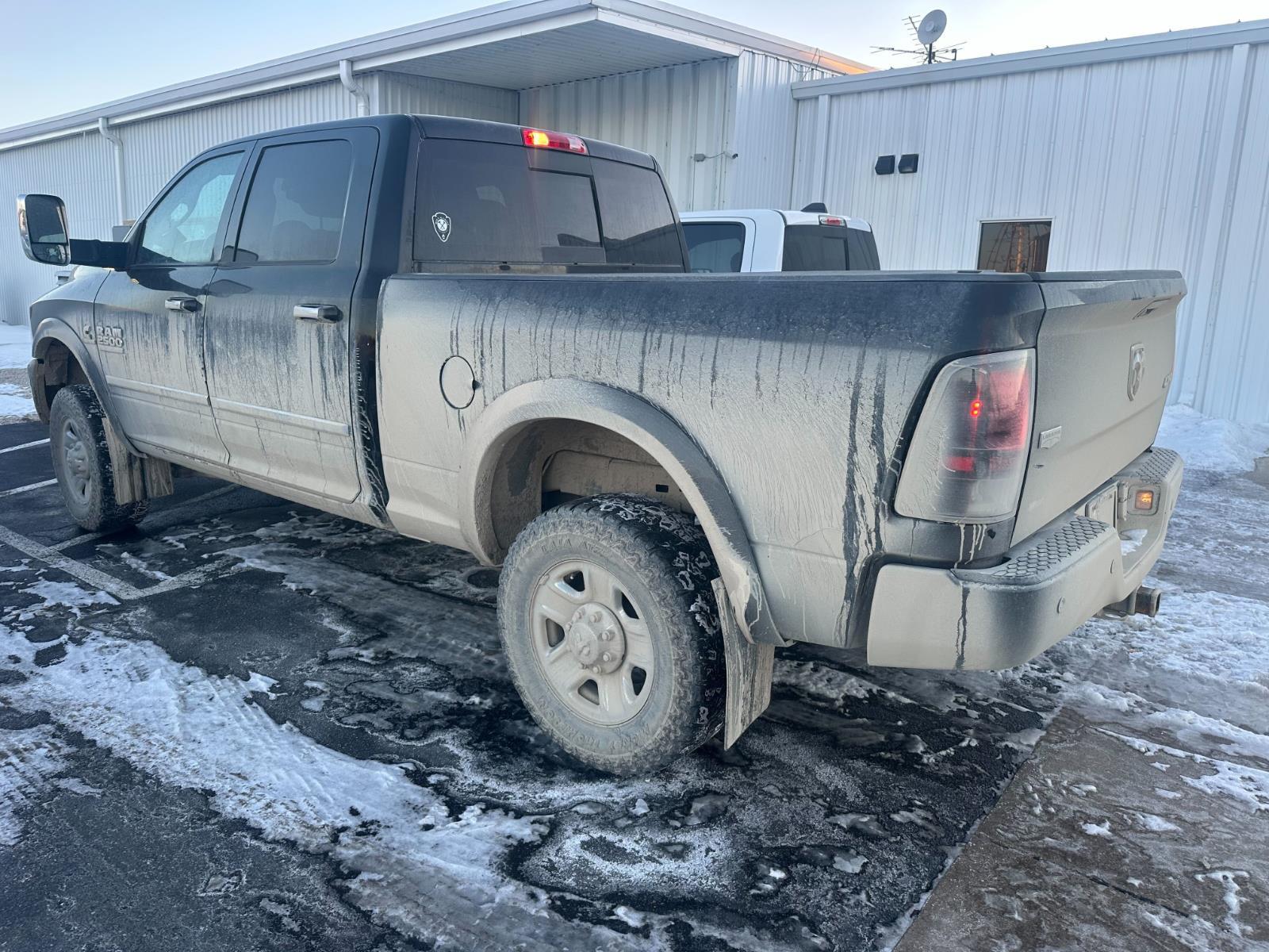Used 2015 RAM Ram 2500 Pickup Laramie with VIN 3C6UR5FL9FG667697 for sale in Charles City, IA