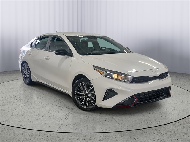 2023 Kia Forte GT-Line's photo
