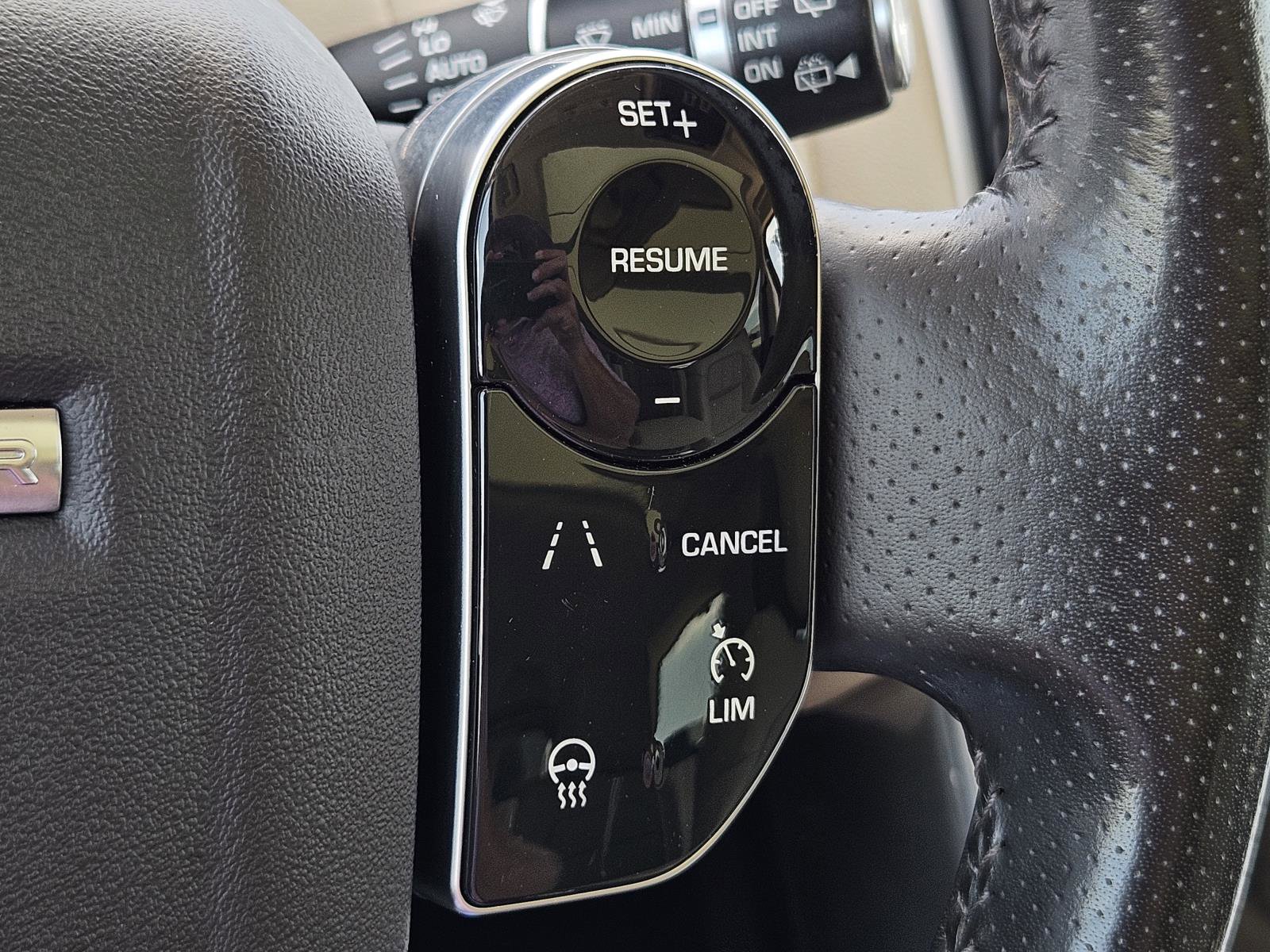2018 Land Rover Range Rover Sport HSE photo 15
