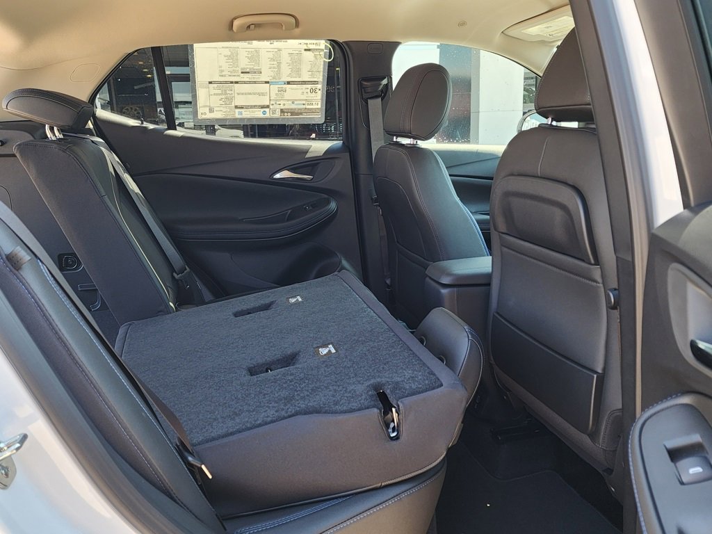 2026 Buick Encore GX Sport Touring photo 39
