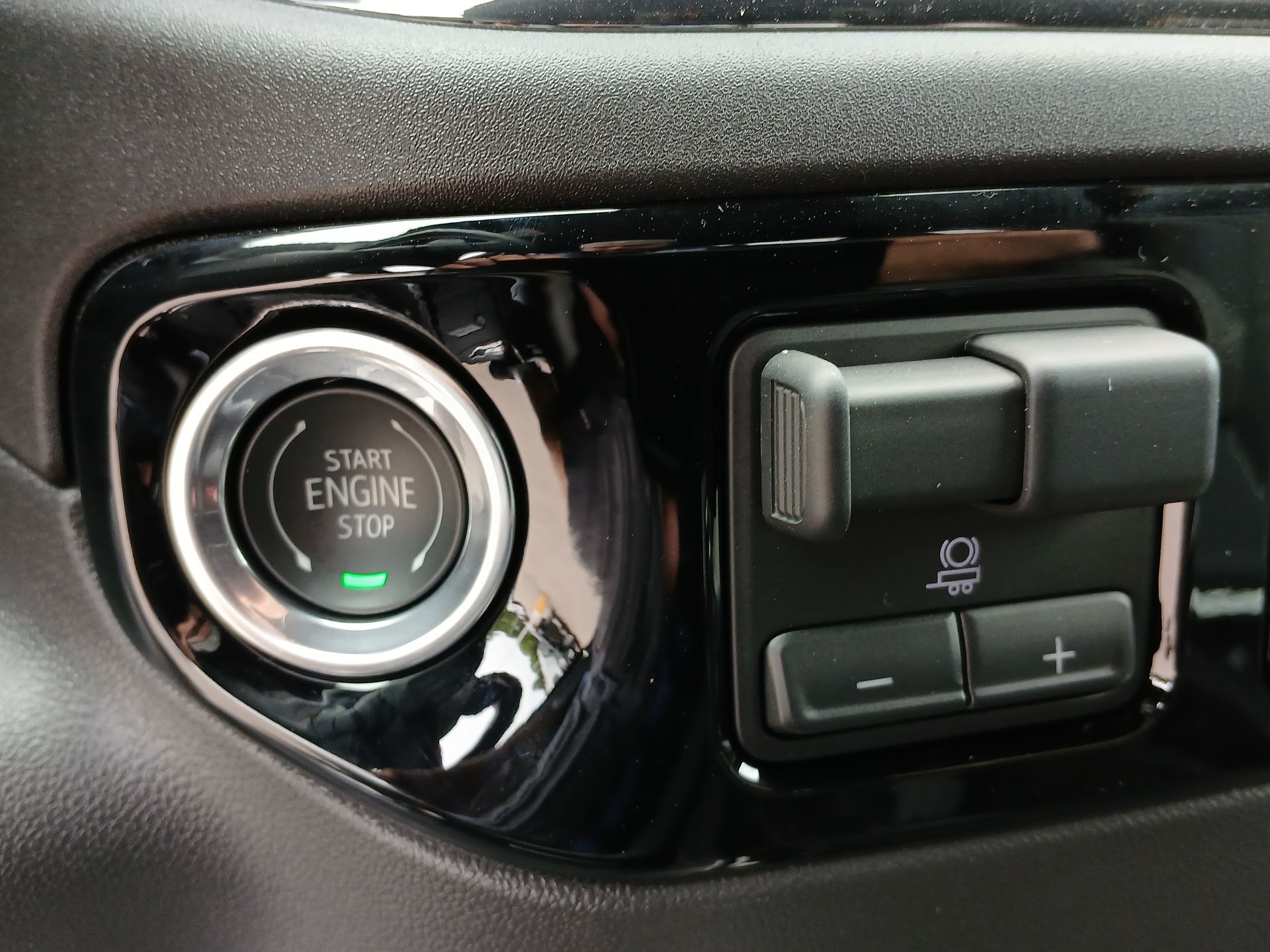 2025 Chevrolet Silverado 1500 ZR2 photo 16