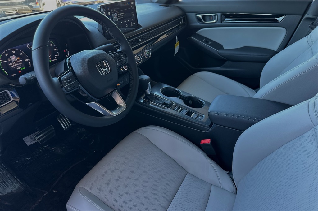 2025 Honda Civic Sport Touring photo 8