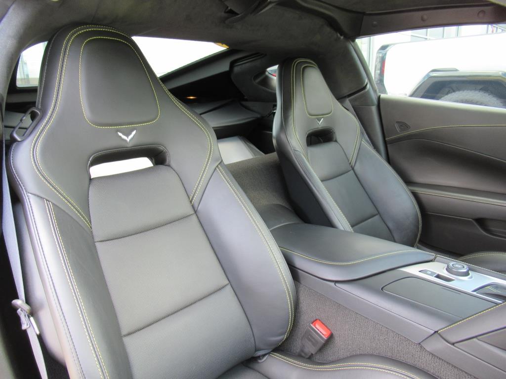 2016 Chevrolet Corvette Stingray Z51 3LT photo 8