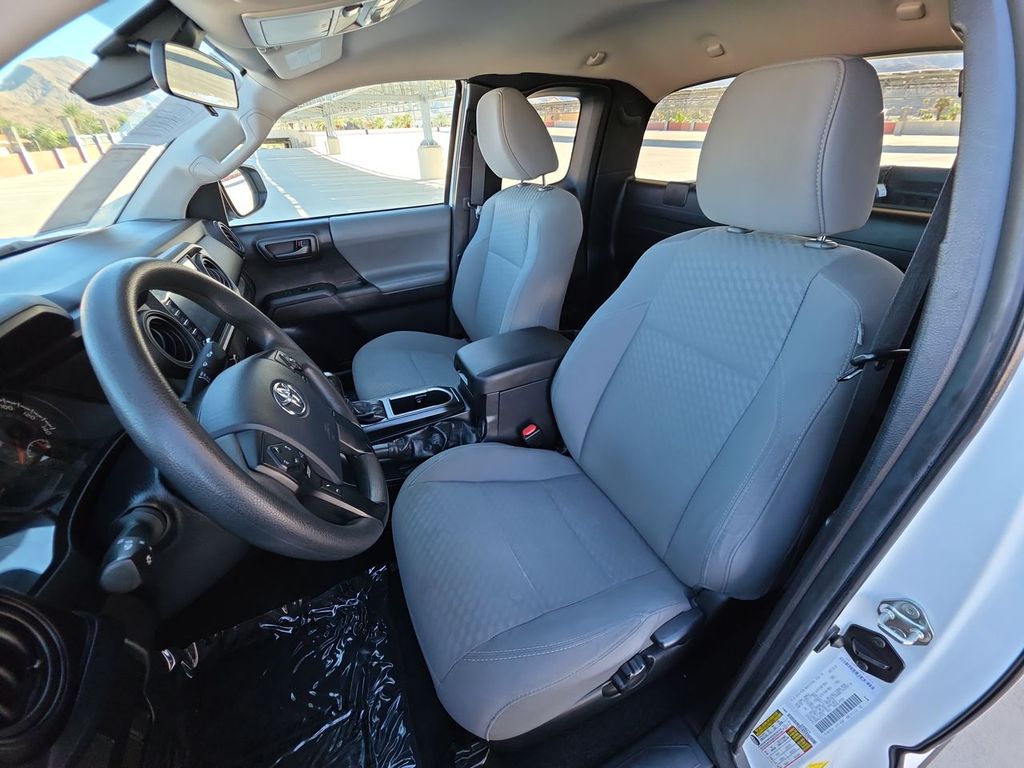 2020 Toyota Tacoma SR photo 19