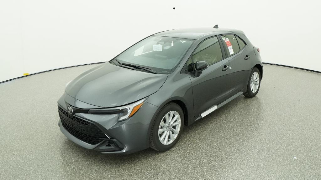 2026 Toyota Corolla Hatchback SE's photo