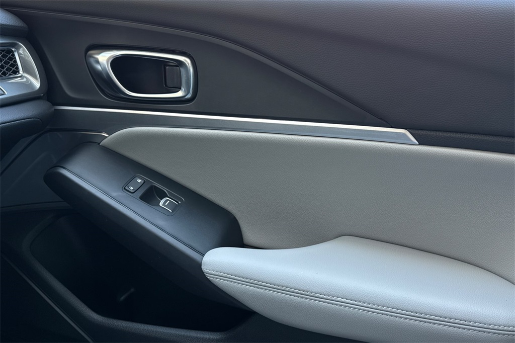 2025 Acura Integra Base photo 18
