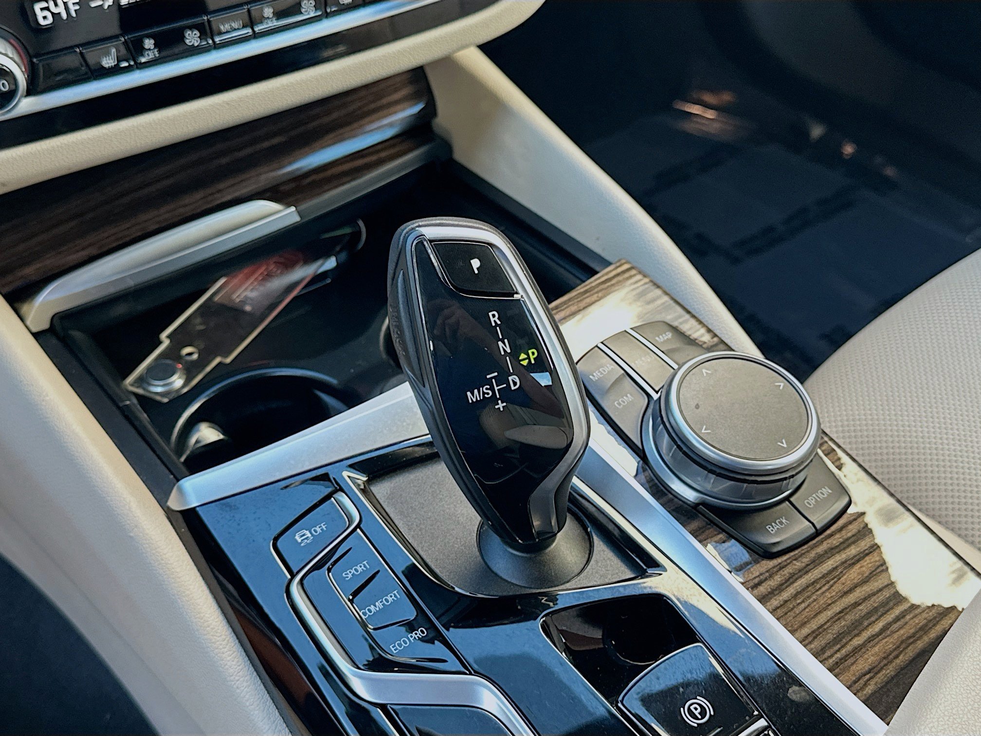 2022 Bmw 530i photo 14