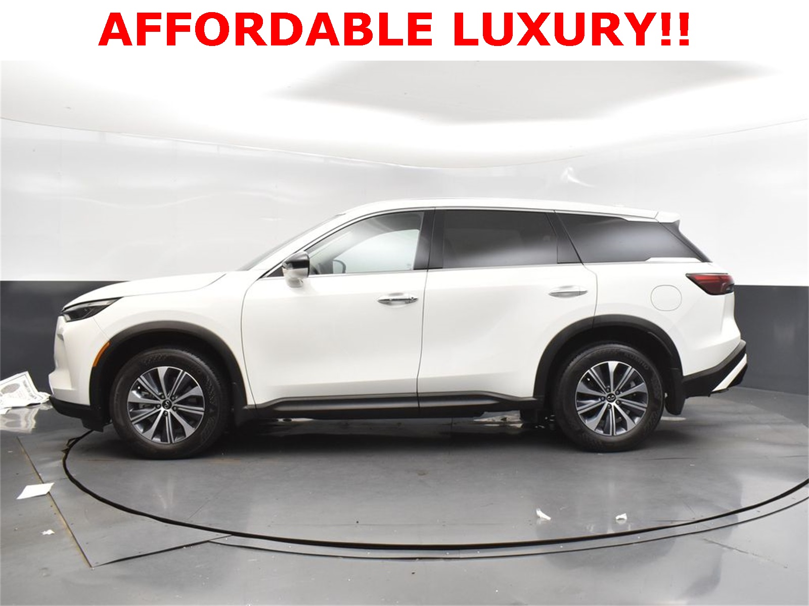 2025 Infiniti QX60 Pure photo 4