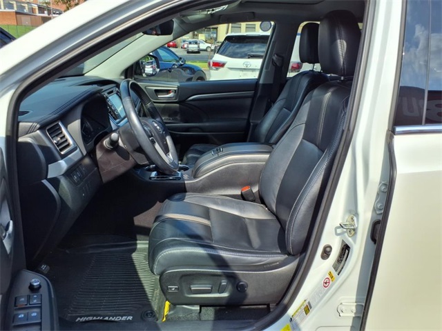 2018 Toyota Highlander XLE photo 9