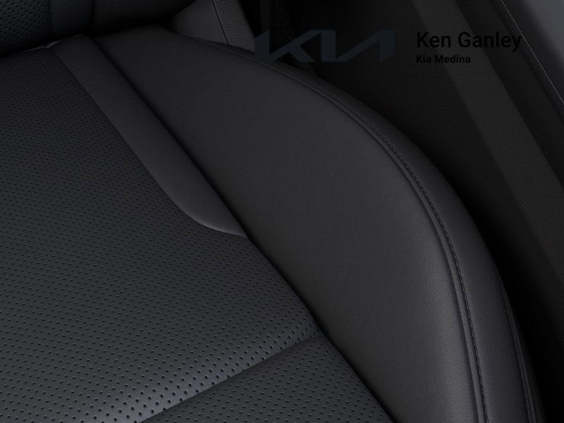 2025 Kia K5 EX photo 23