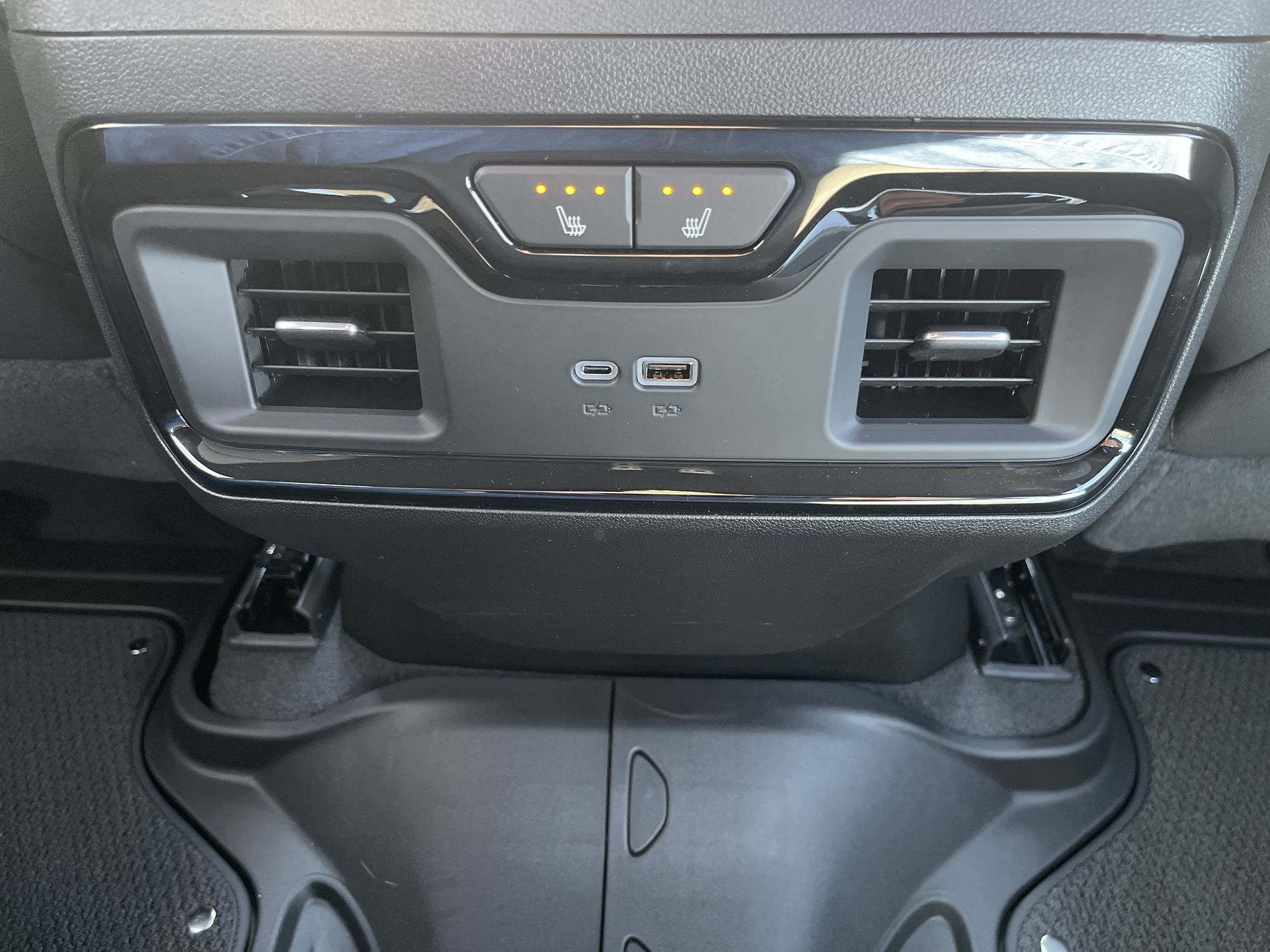 2026 Gmc Sierra 3500 HD AT4 photo 20
